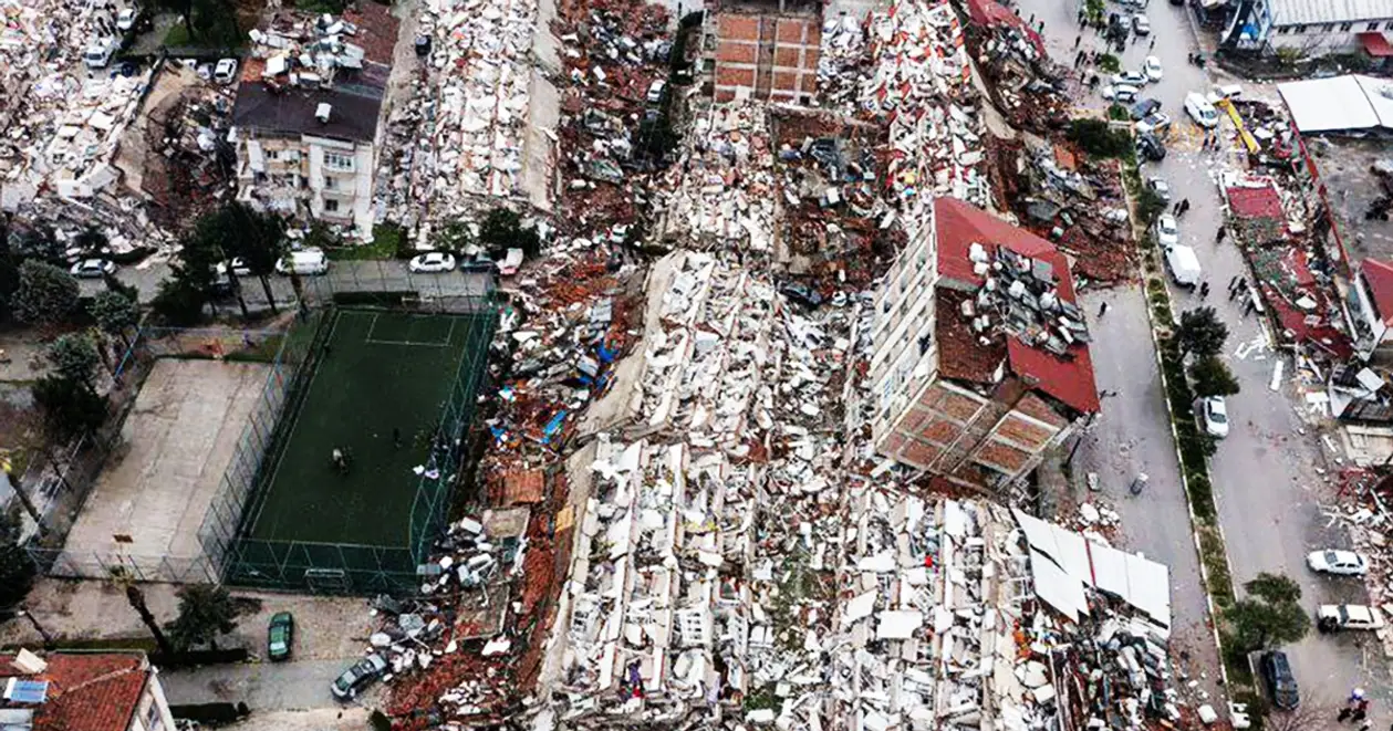 😰 У Туреччині стався потужний землетрус. Уже відомо про величезну кількість загиблих та поранених