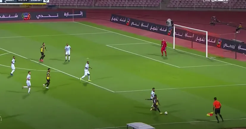 Коваль пропустил чудовищный гол в чемпионате Саудовской Аравии