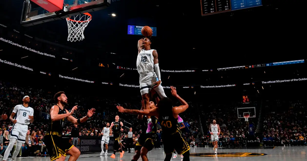 Джа Морент міг створити головний хайлайт усього сезону НБА, але влучив у дужку кільця замість ефектного постер-данку