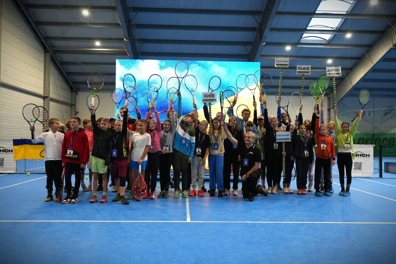 Гранд-фінал благодійного тенісного туру памʼяті Олени Балтачі в Бучі! 