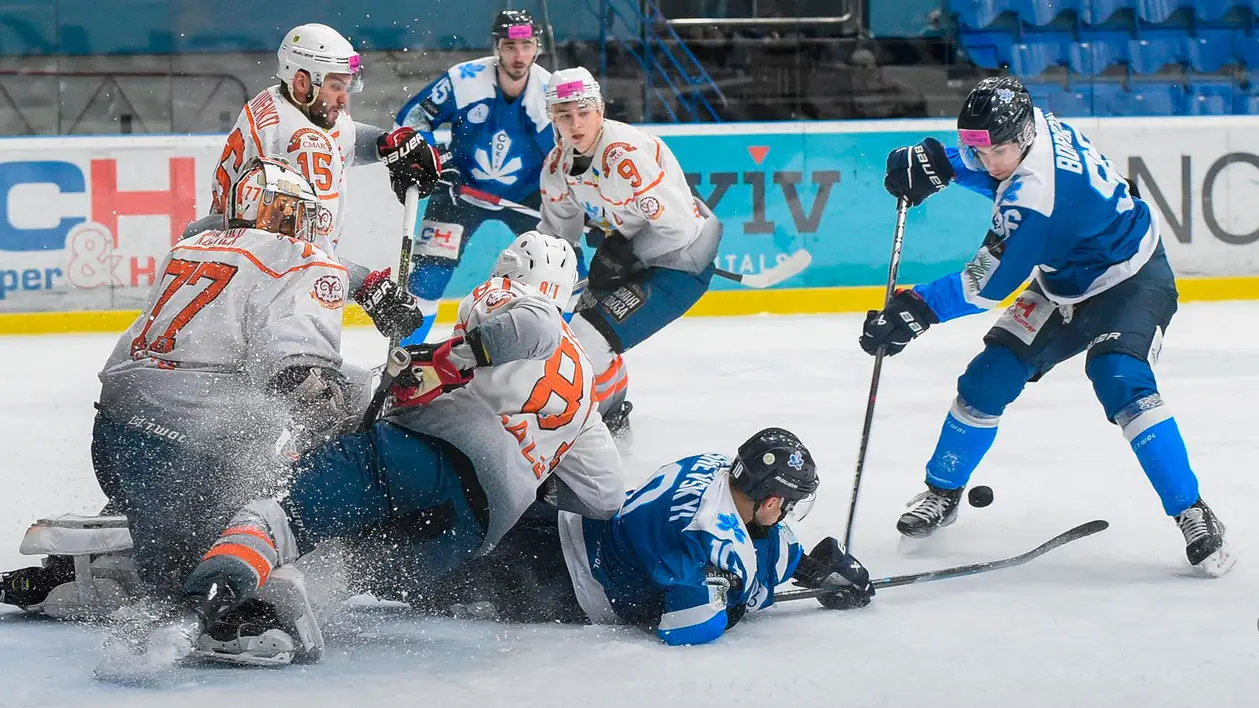 В Україні грають хокейний чемпіонат під час війни. Що у ньому взагалі відбувається