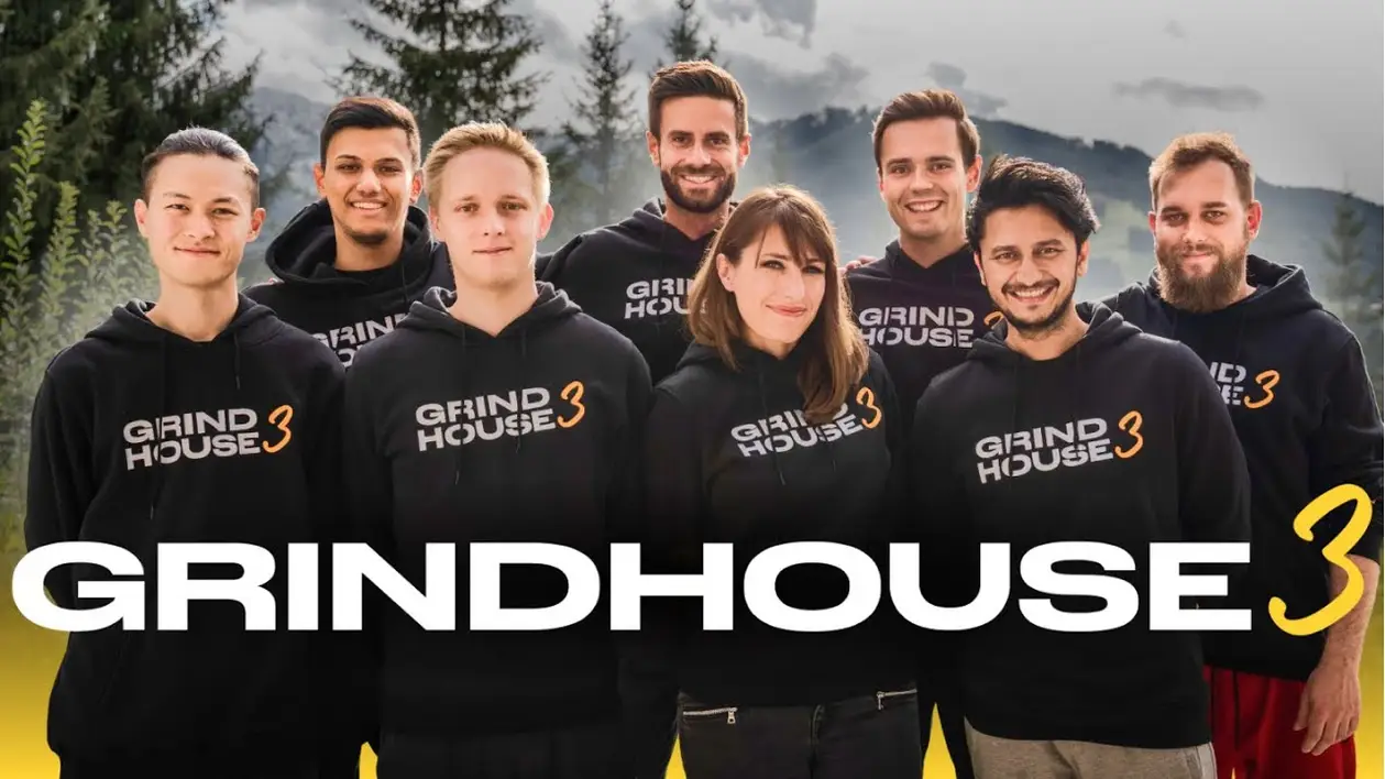 Grindhouse - реалити-шоу, в котором Федор Хольц взялся превратить участников в настоящих профессионалов