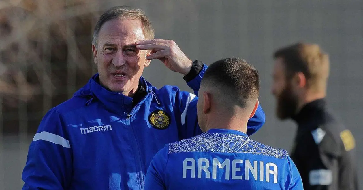 Петраков у збірній Вірменії: викликав чотирьох гравців з РФ, каже про «спорт поза політикою»