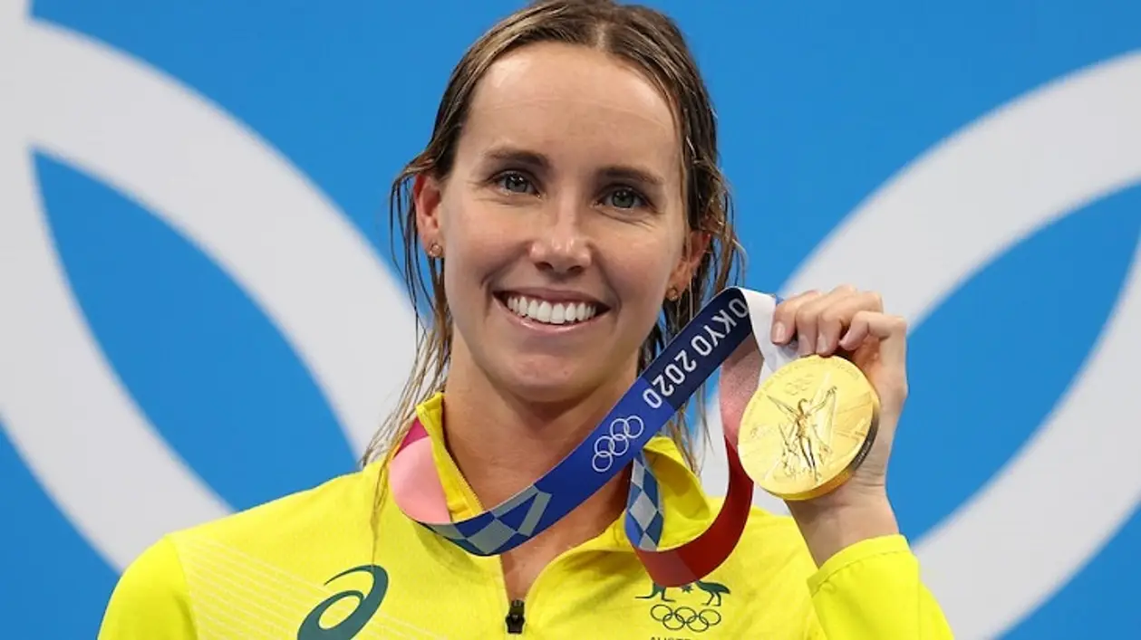 Фото дня: австралийская пловчиха с 7 медалями Токио – это лучшее женское выступление за всю историю Олимпиад