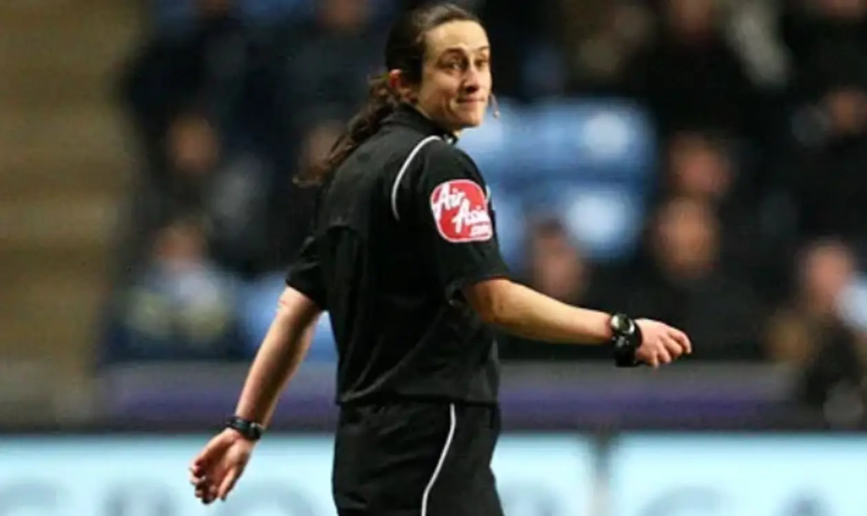 9 лютого Емі Фірн стала першою жінкою, яка судила матч Англійської футбольної ліги