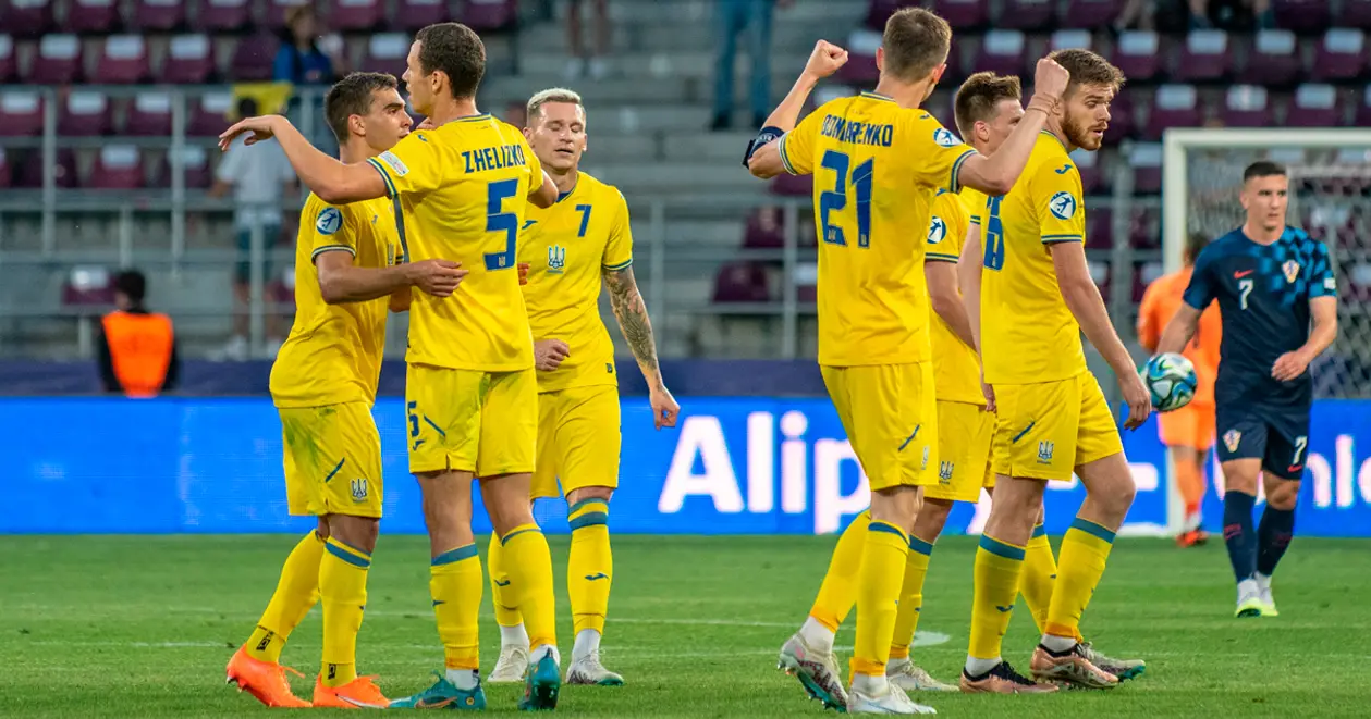 Україна грає з Румунією на молодіжному Євро: онлайн матчу