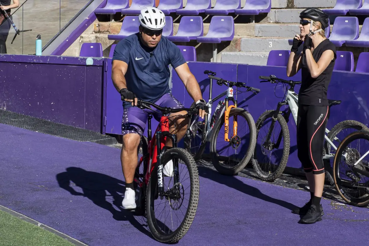 «Знаю, що страждатиму». Роналдо пообіцяв проїхати 520 км на велосипеді, якщо «Вальядолід» повернеться в Ла Лігу
