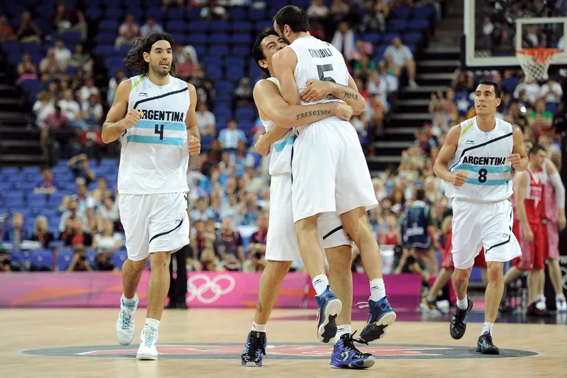 Сборная, которая навсегда изменила мировой баскетбол. Лучшая история об Аргентине, которая ровно 16 лет назад шокировала мир на Олимпиаде в Афинах