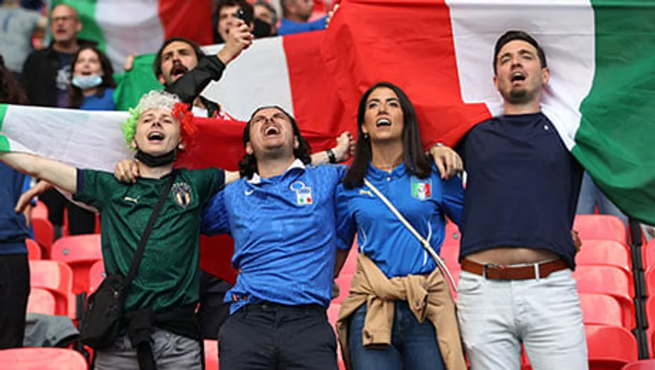 На полуфинал и финал Евро в Лондоне не попасть из Италии, Испании и Дании. УЕФА выбил исключения только для випов