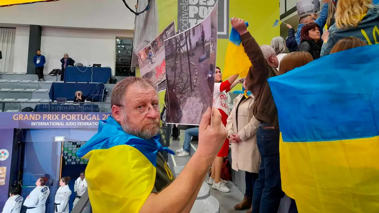 Українці влаштували протест проти 10 військовослужбовців РФ на змаганнях з дзюдо у Португалії – отримали штраф