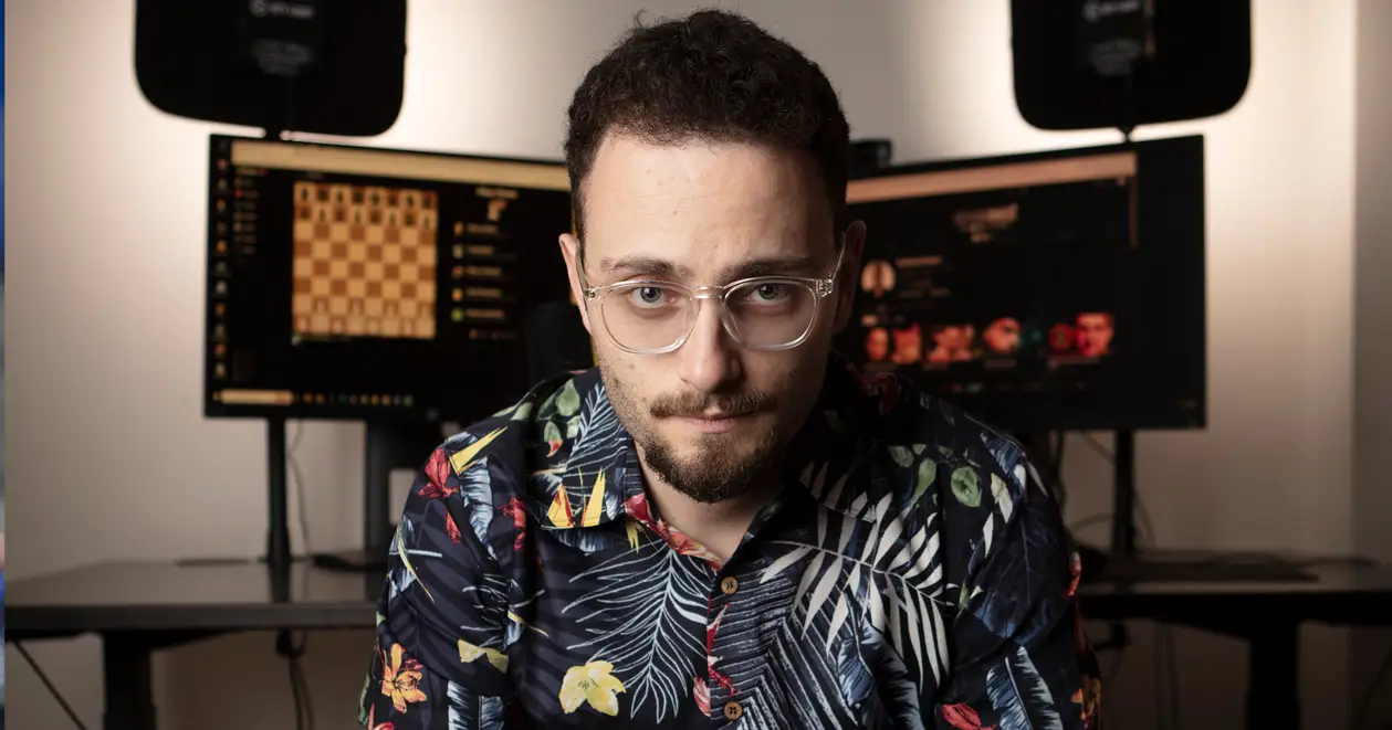 Син українських емігрантів - найбільший шаховий блогер світу. Він йде за титулом гросмейстера