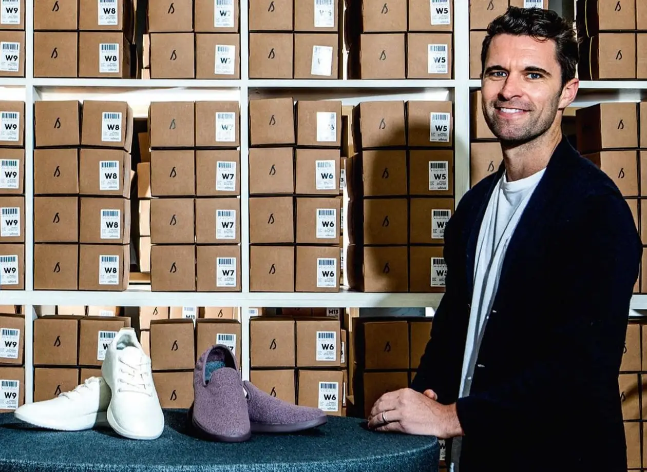 Он завязал с футболом в 31 и создал компанию, которую оценивают в $1,4 млрд. Обувь бренда носят Обама, Макконахи и Ди Каприо (Лео еще и инвестор)