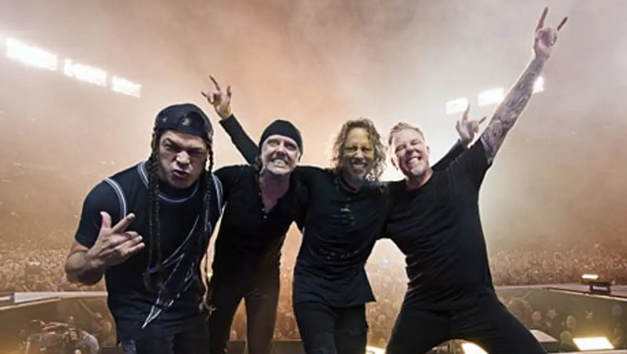 20 років легендарному  концерту. Чому Metallica образилась на Україну