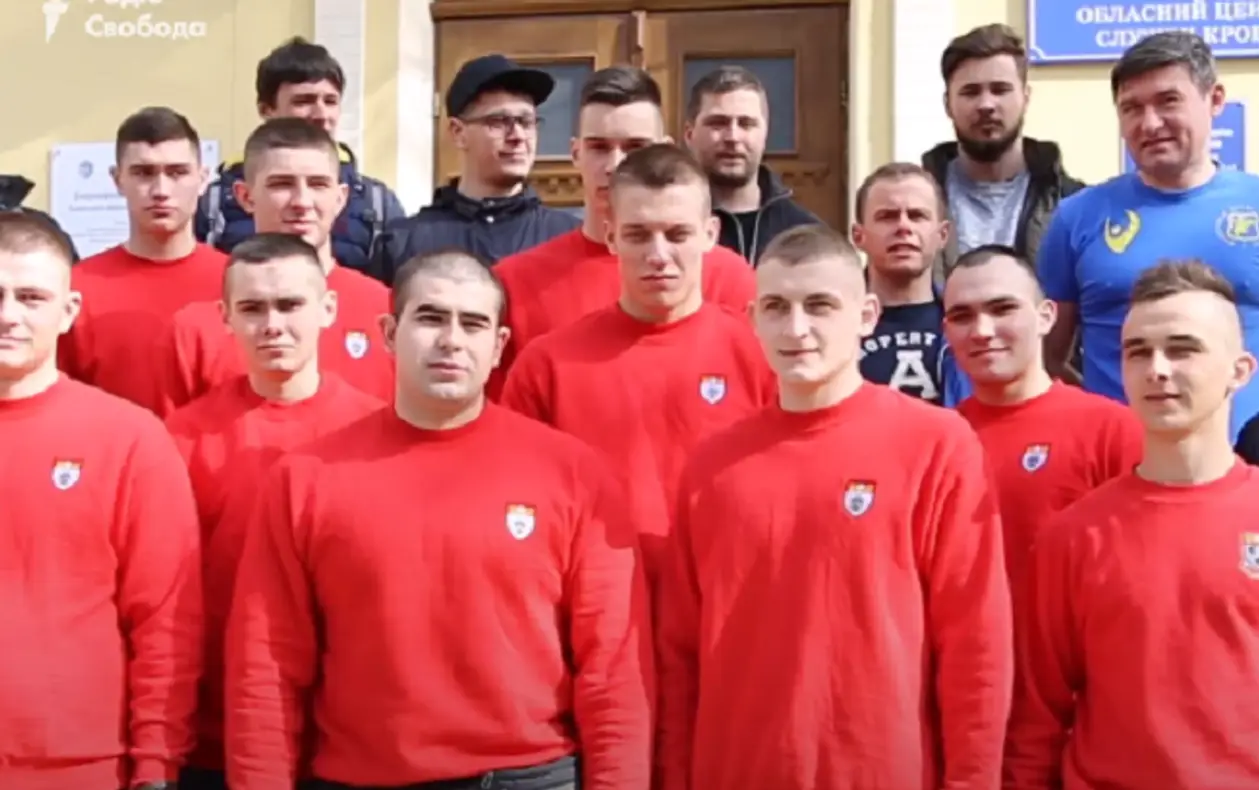 Львовские регбисты поучаствовали во флешмобе по переливанию крови