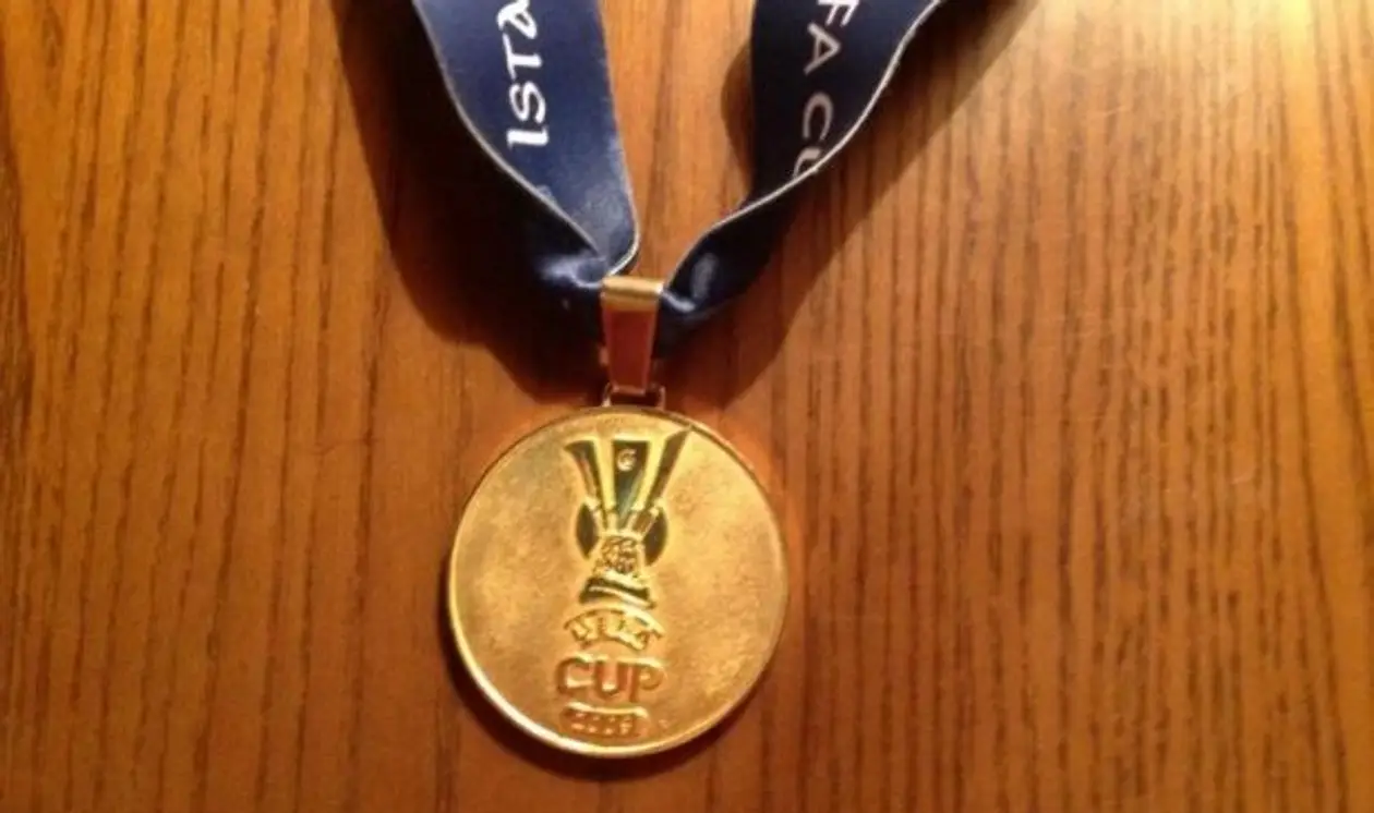 Медаль «Шахтера» за победу в Кубке УЕФА продается на OLX. 260 тысяч гривен