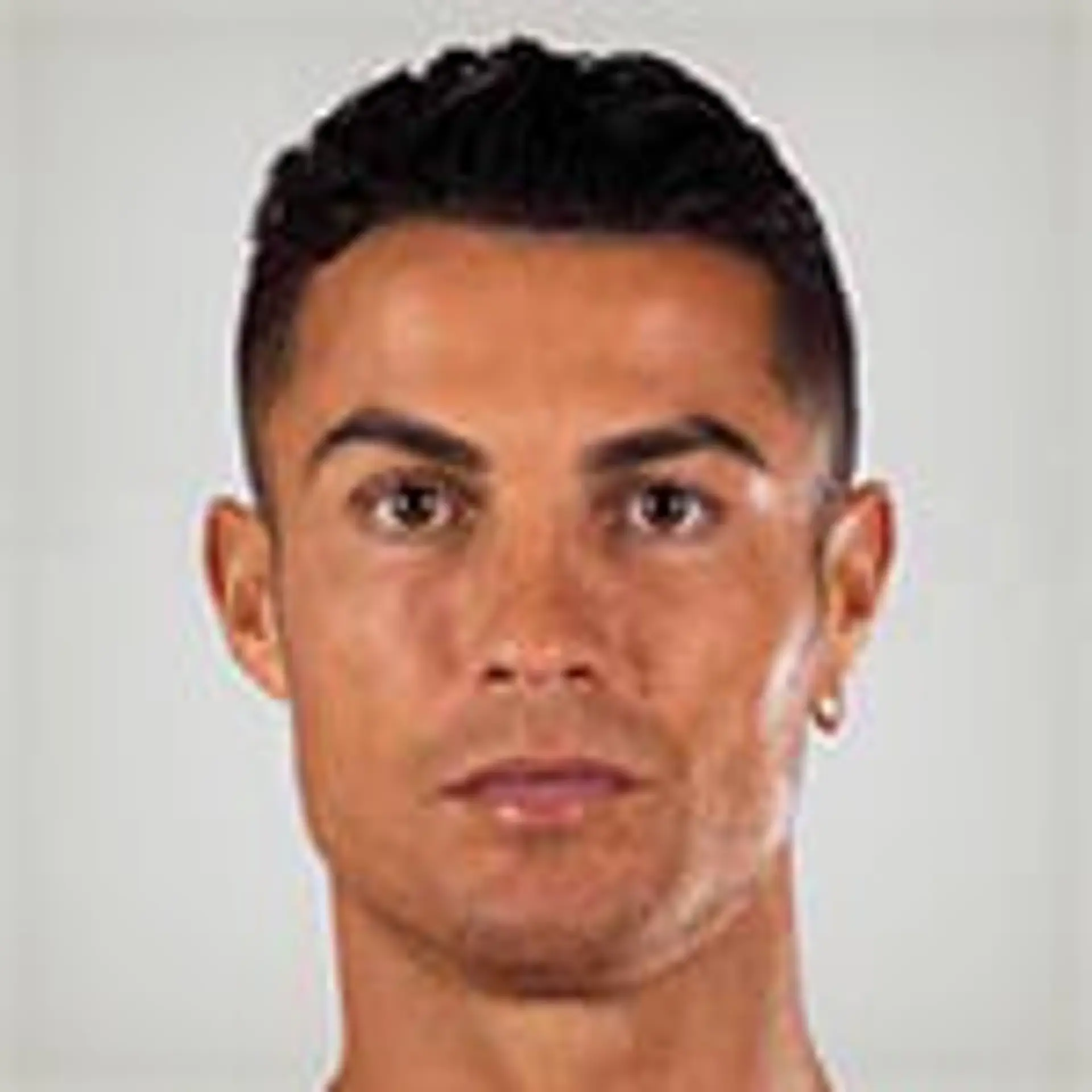 Cristiano Ronaldo freekick hit cameraman on the head