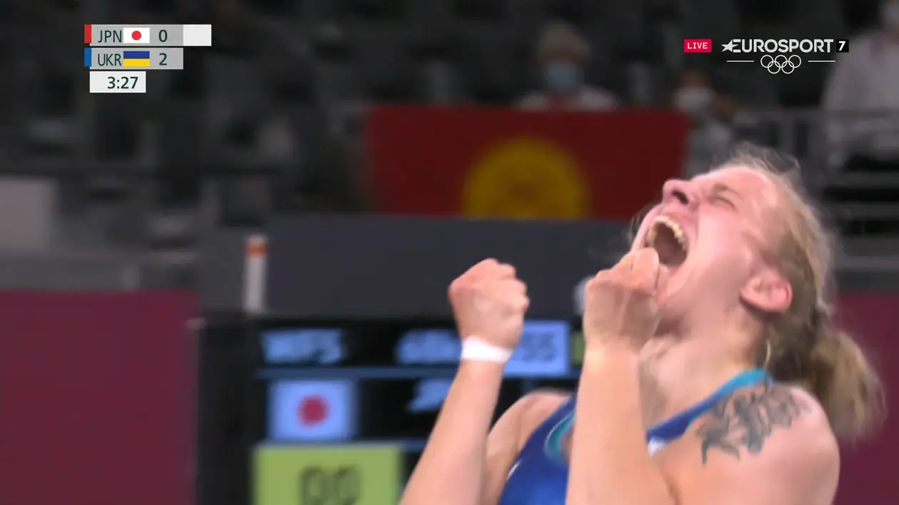 Слезы радости Черкасовой сразу после победы в бронзовом финале