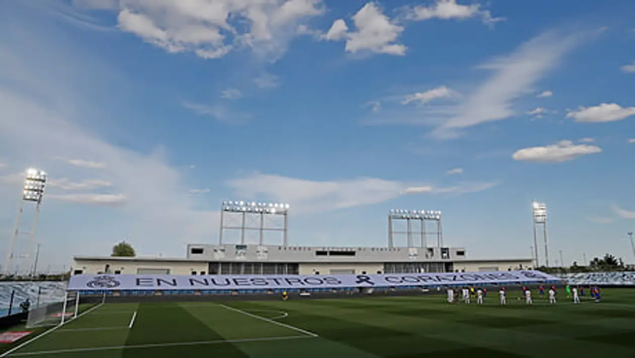 «Реал» играет на маленьком стадионе, пока на «Сантьяго Бернабеу» кипит реконструкция ценой 575 млн евро