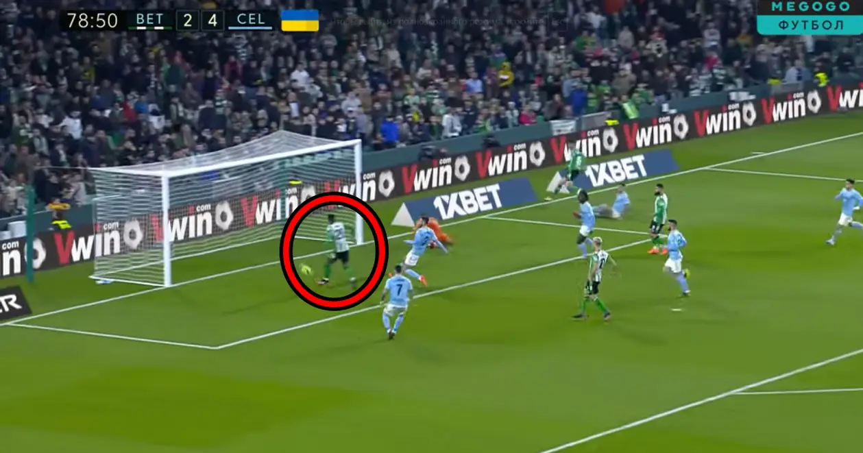 Який же фейл: гравець «Бетіса» не влучив у порожні ворота у матчі Ла Ліги (+Відео)