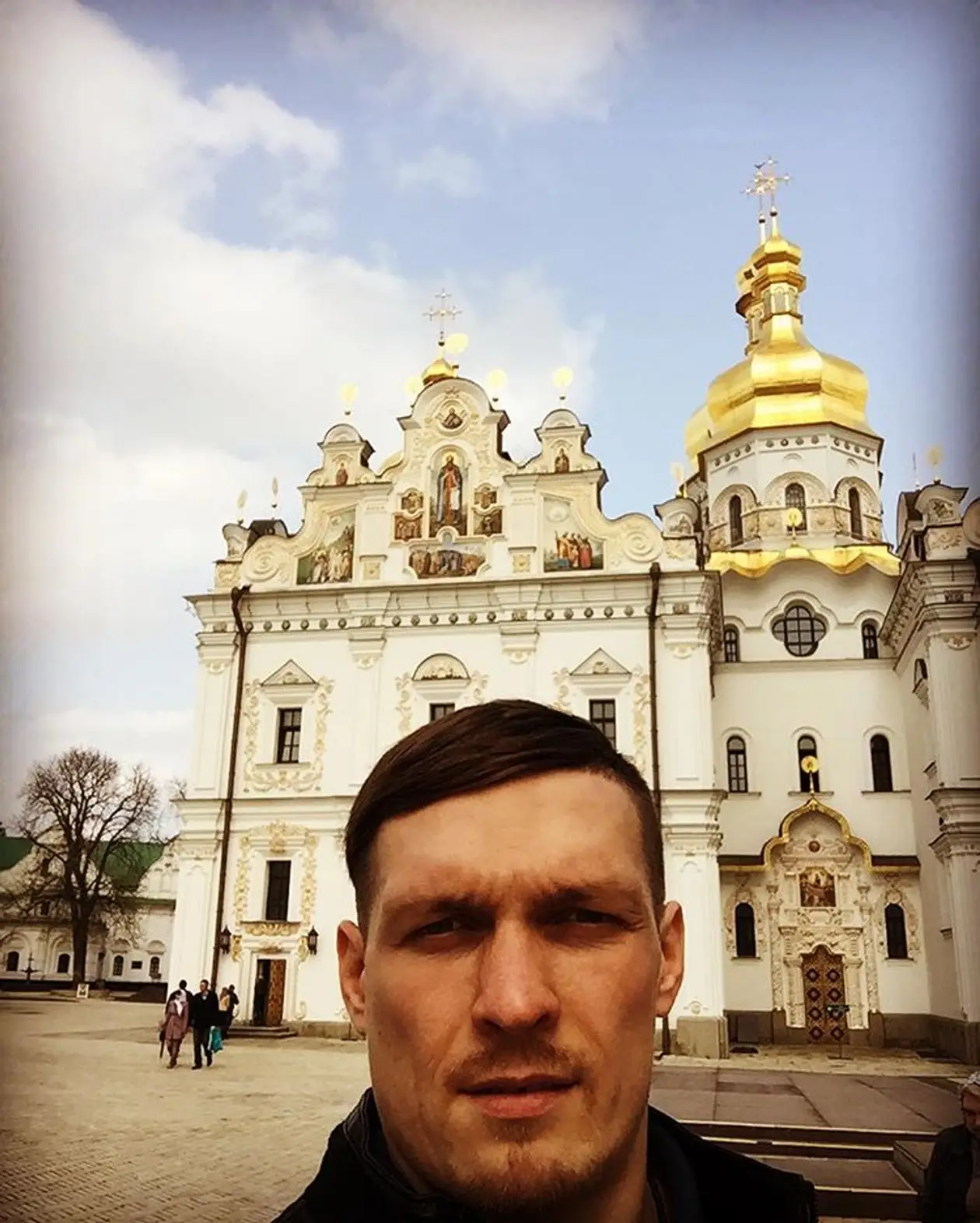 Усик — самый верующий спортсмен Украины