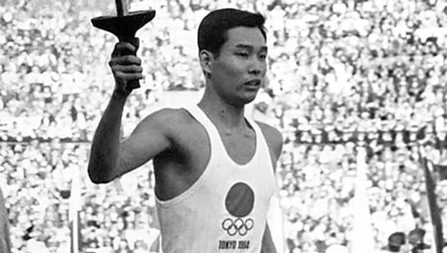 Огонь предыдущей Олимпиады в Токио зажег «атомный мальчик»: родился рядом с Хиросимой через 1,5 часа после бомбардировки