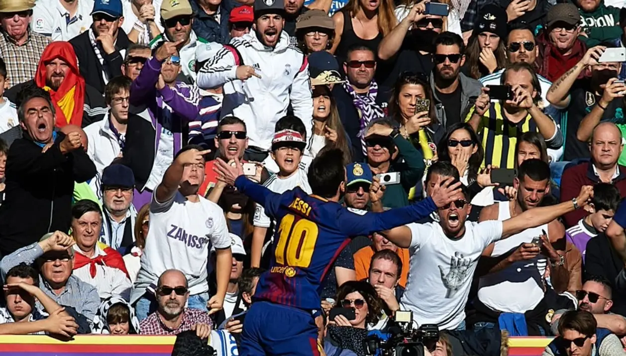 Лучшие кадры издевательского празднования Месси перед болельщиками «Реала»