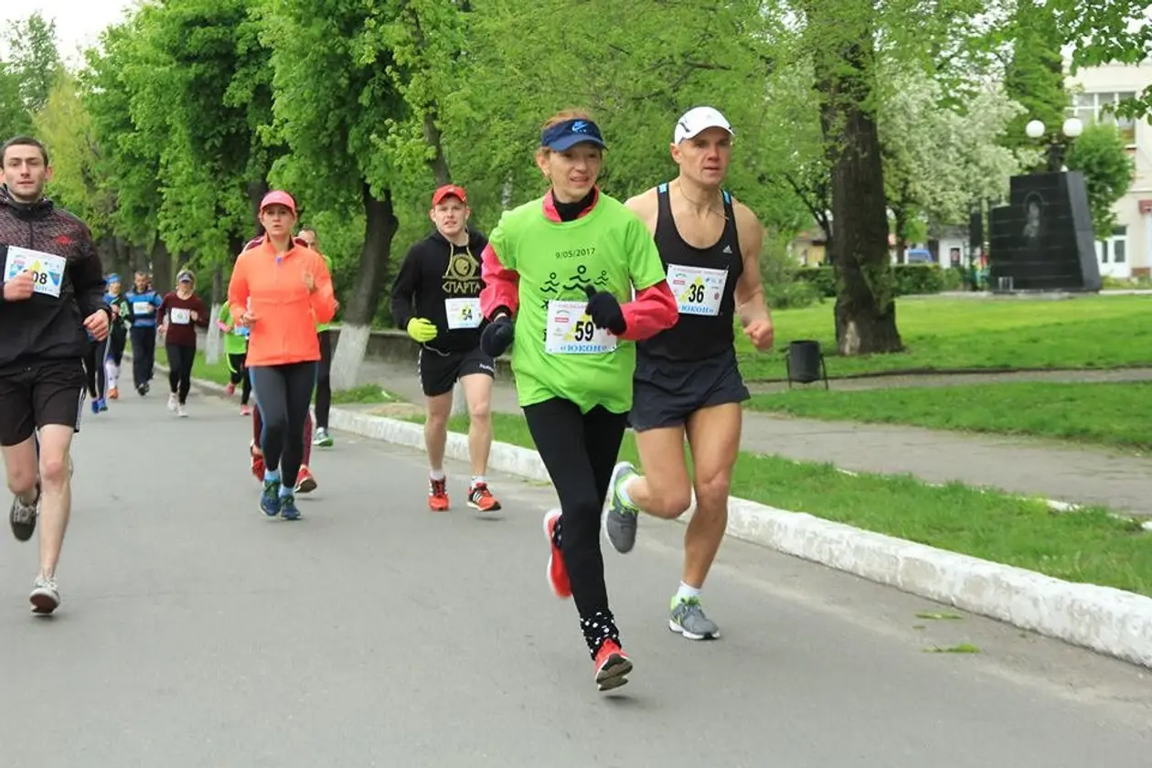 Українка почала бігати, коли вийшла на пенсію. Тепер ганяє по 250 кілометрів
