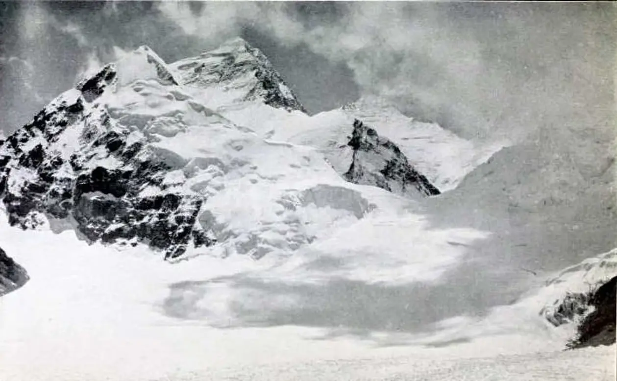 «Потому что он есть», история легендарного покорителя Эвереста Джорджа Мэллори