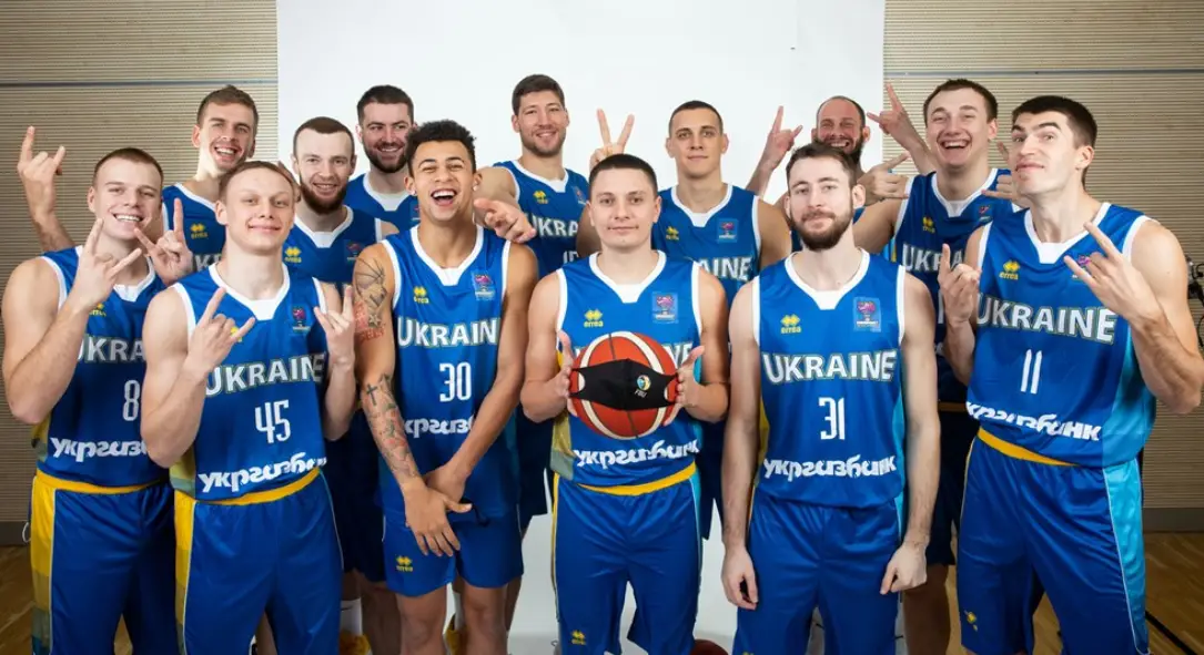 Крутейшая фотосессия сборной Украины накануне матча со Словенией. Оценил даже Алекс Лень!