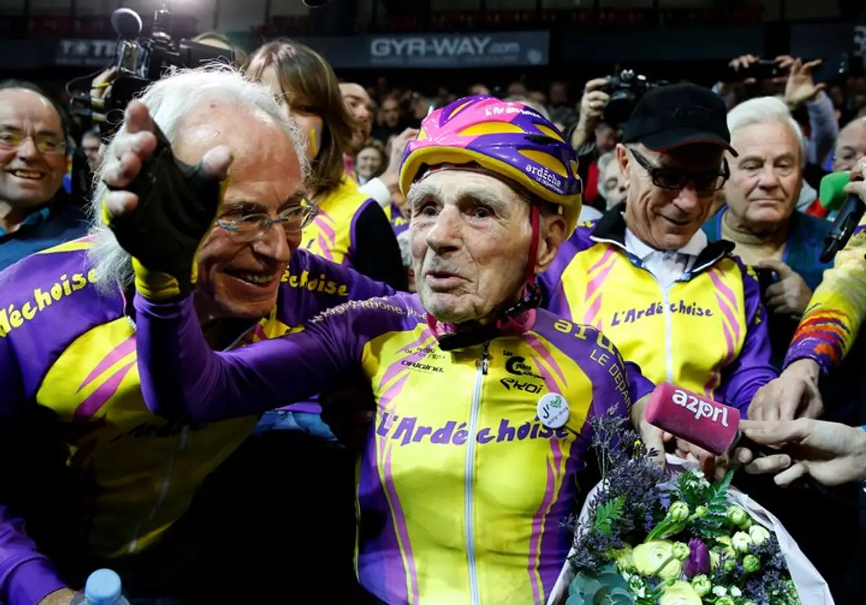 105-летний велогонщик, установивший новый мировой рекорд