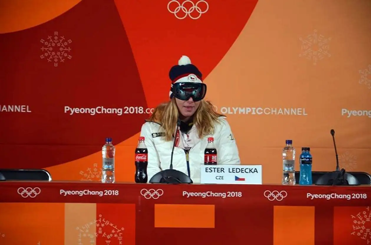 Олимпийская чемпионка не успела накраситься и пришла на пресс-конференцию