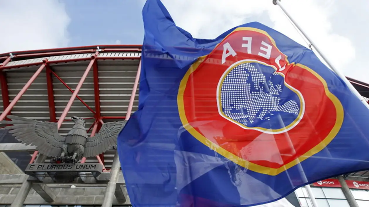 УЕФА не открыл дело по флагу ДНР на матче ЛЧ. Хотя мог