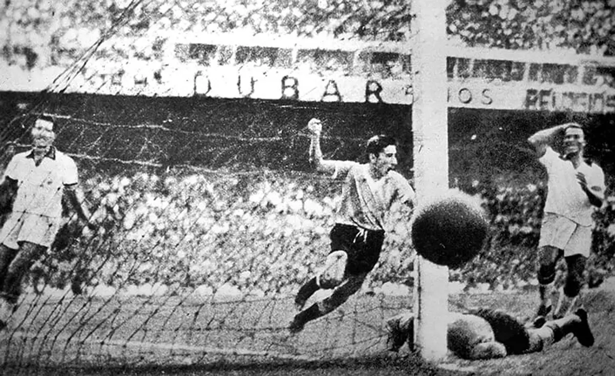 На ЧМ-1950 сыграли самый посещаемый матч в истории. Около 200 тысяч зрителей и поражение Бразилии как национальная трагедия