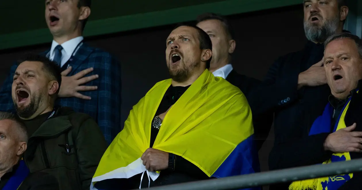 💙💛 Синьо-жовта атмосфера матчу України: скандування «З-С-У!», Усик – зірковий фанат