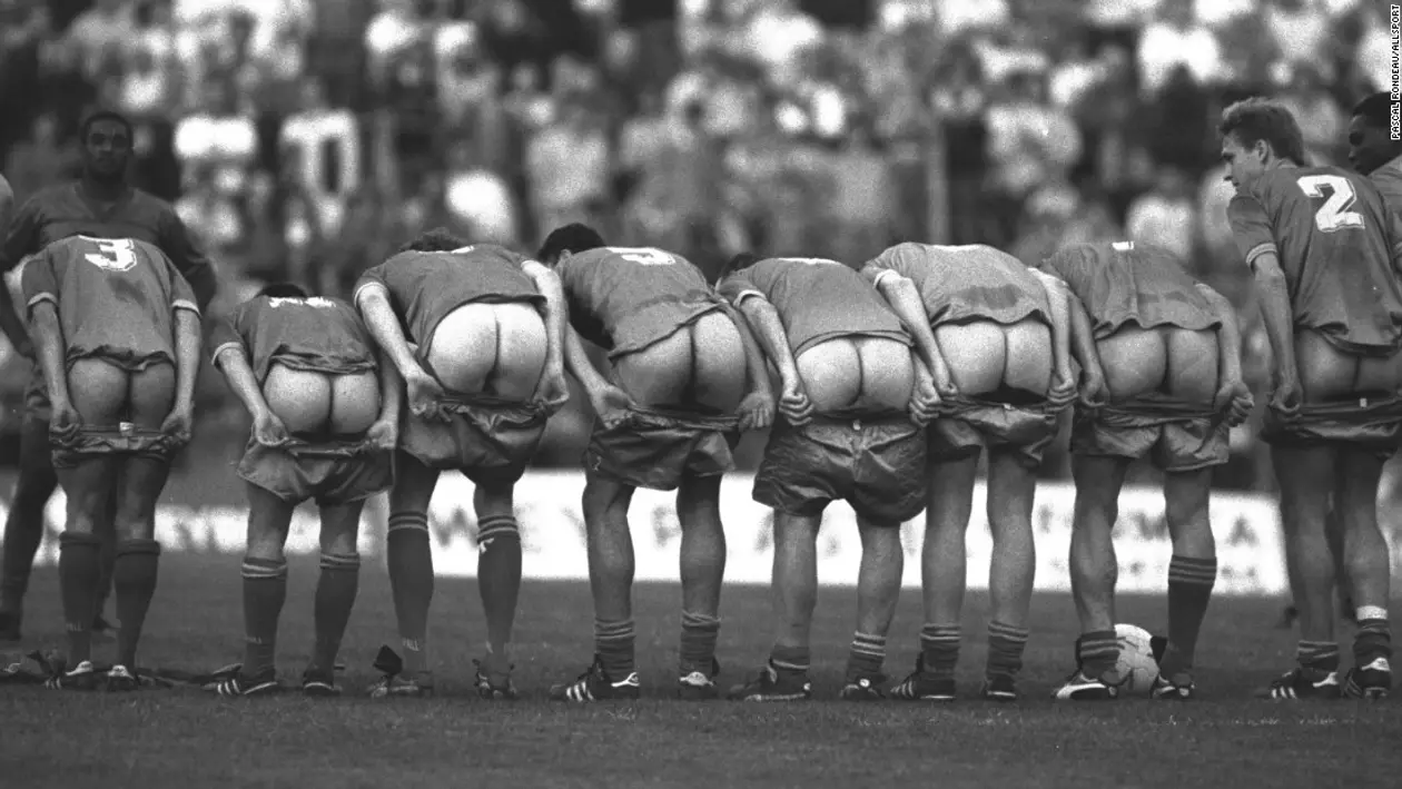 Легендарное фото «Уимблдона» с задницами: есть ли там Винни Джонс и зачем это вообще сделали?