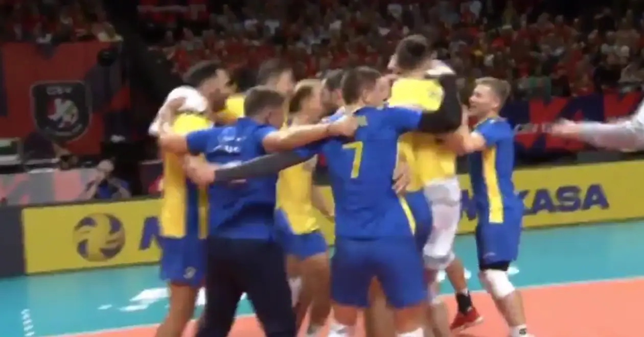 Решающий блок и невероятные победные эмоции волейболистов сборной Украины