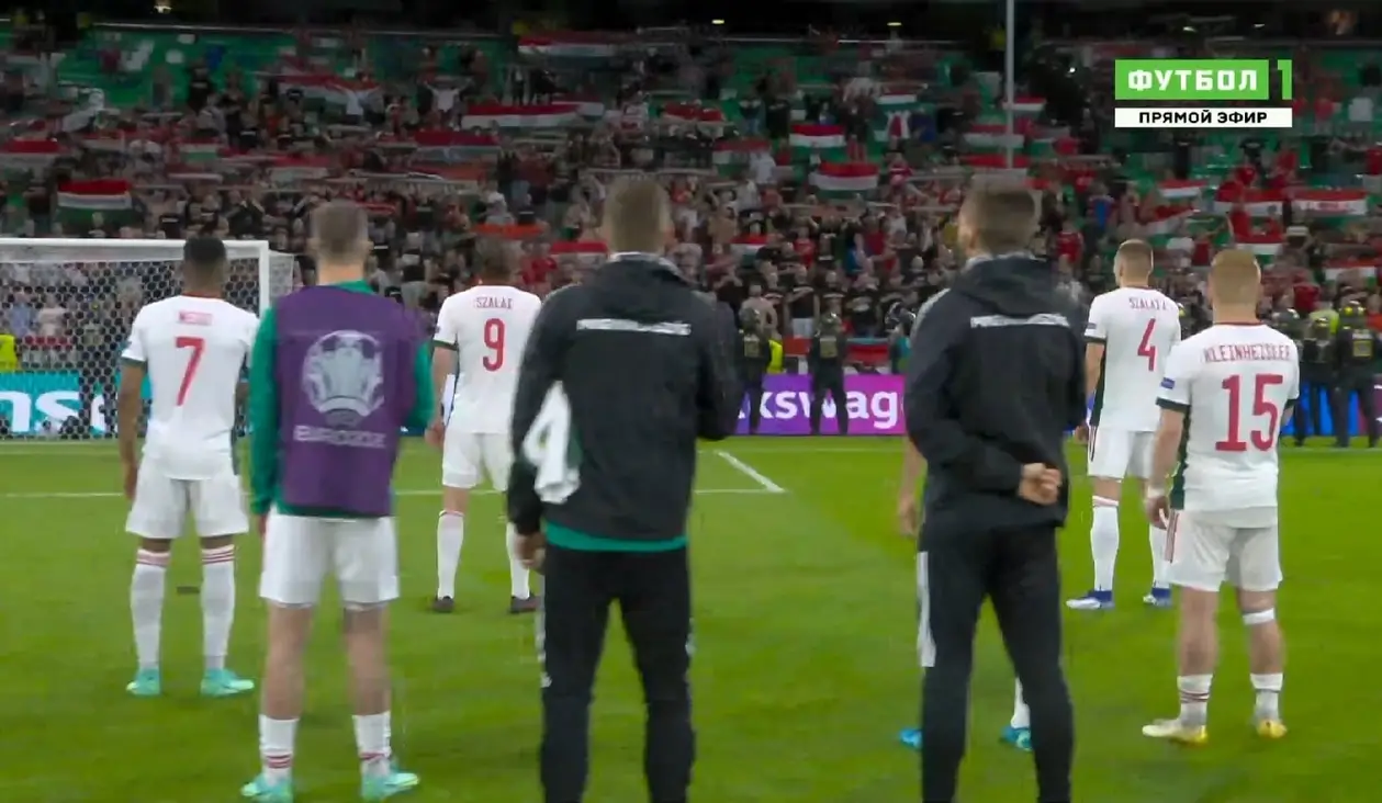 Прощание Венгрии с Евро – до слез. Вместе с болельщиками спели гимн: плакали и игроки, и фанаты