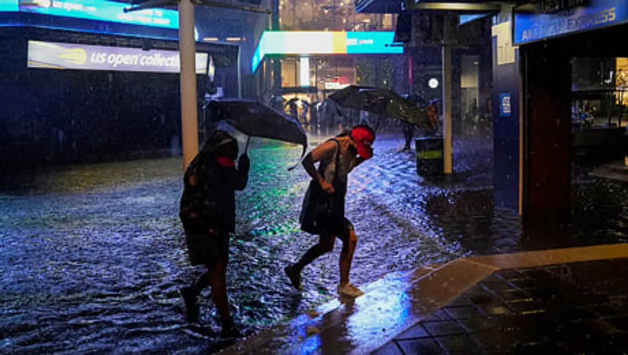 В Нью-Йорке потоп – на US Open залило даже крытый корт, а в метро били фонтаны