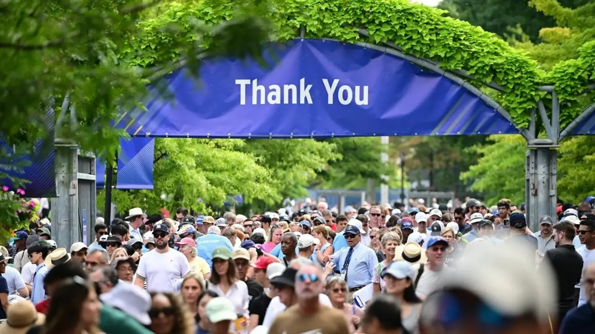 Як все влаштовано навколо US Open: боротьба зі спекою, інтерактиви на 40 хвилин і не завжди практичні спонсори