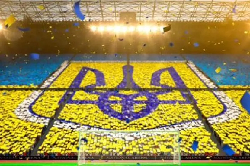 Топ - 10 найкрасивіших емблем українського футболу