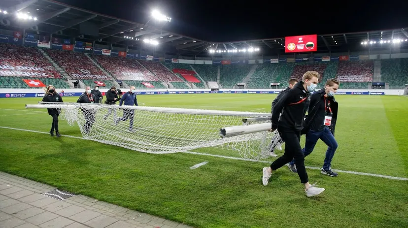 Матч Швейцария – Литва задержали на 15 минут. Меняли ворота – оказалось, что одни выше других на 10 сантиметров