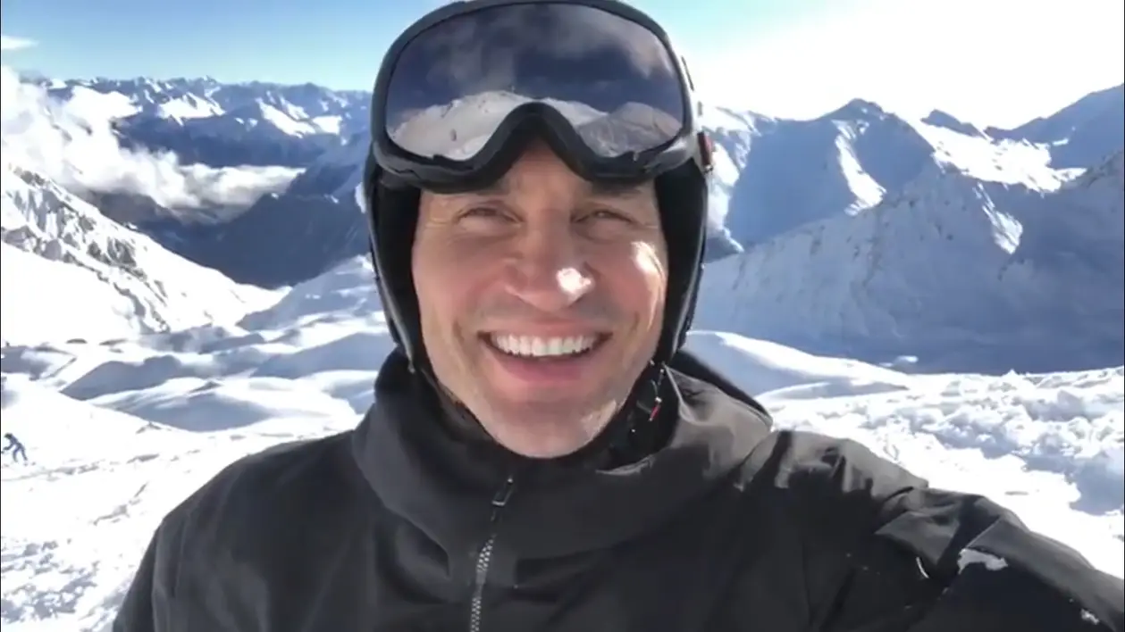 Владимир Кличко катается в горах Австрии. Посмотрите, какая красота