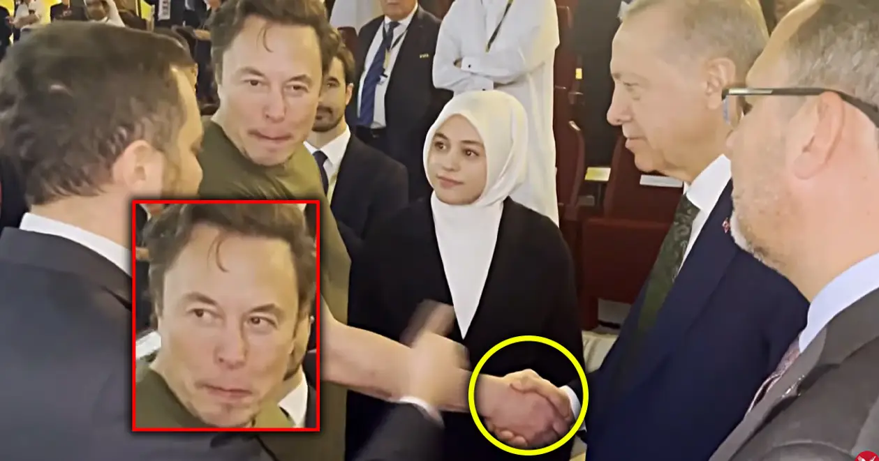 Стало мемом: обличчя Ілона Маска, коли Ердоган не відпускав його руку протягом хвилини