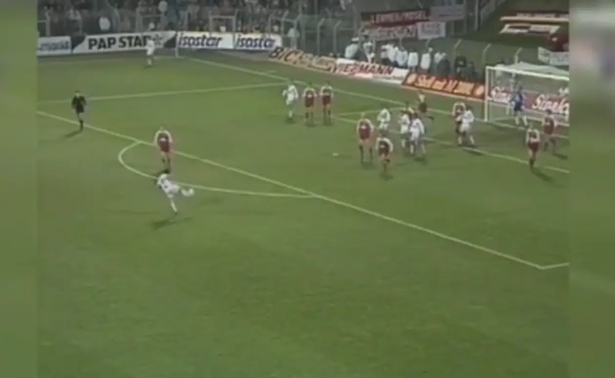 Лотар Маттеус и его лучший гол Бундеслиги-1992/93!