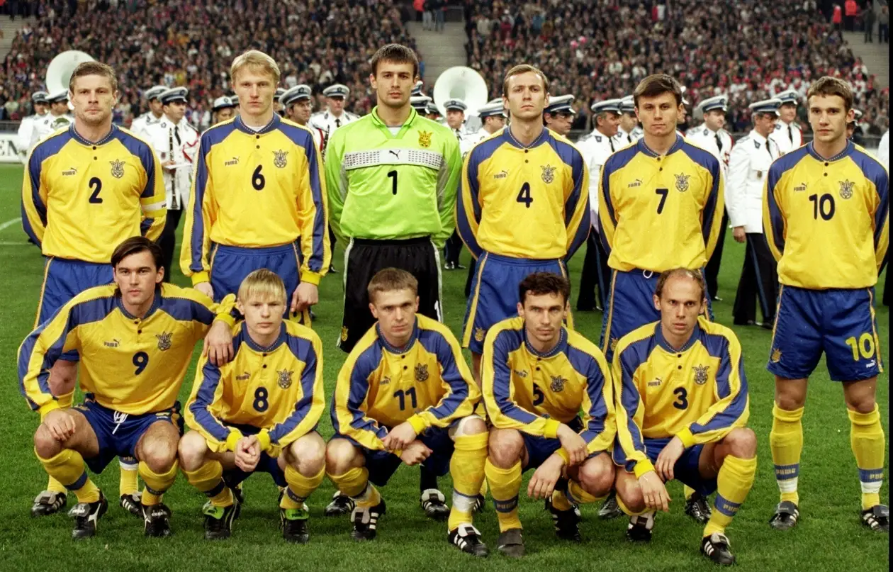 Як збірна України ледь не потрапила в авіакатастрофу після гри з вірменами в рамках відбору Євро-2000 
