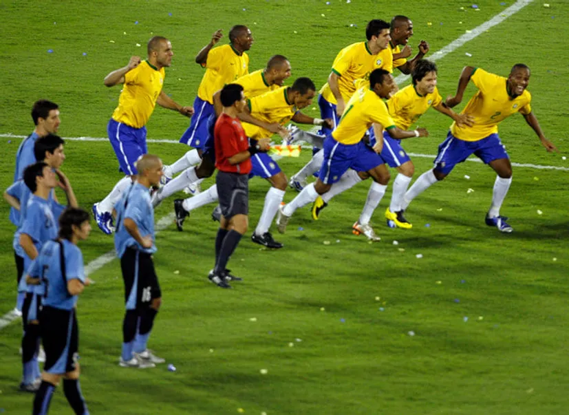 Последний раз Бразилия выигрывала Копу 12 лет назад. Лучшим был Робиньо