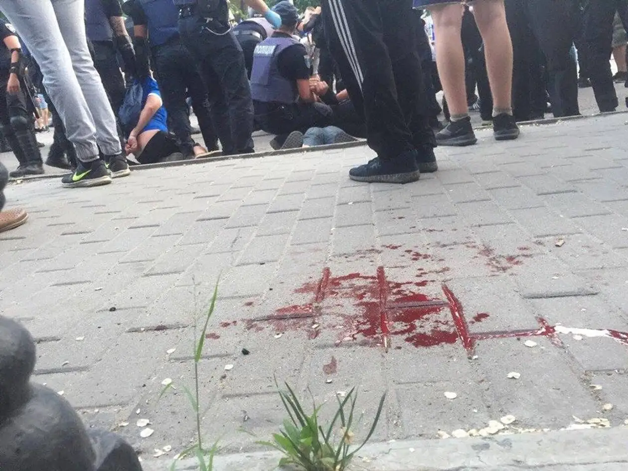 Потасовка ультрас с полицией перед финалом Кубка Украины