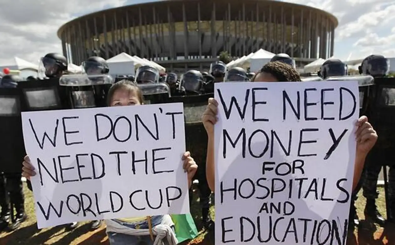 Рио-новости. Как Бразилия протестует против ЧМ-2014