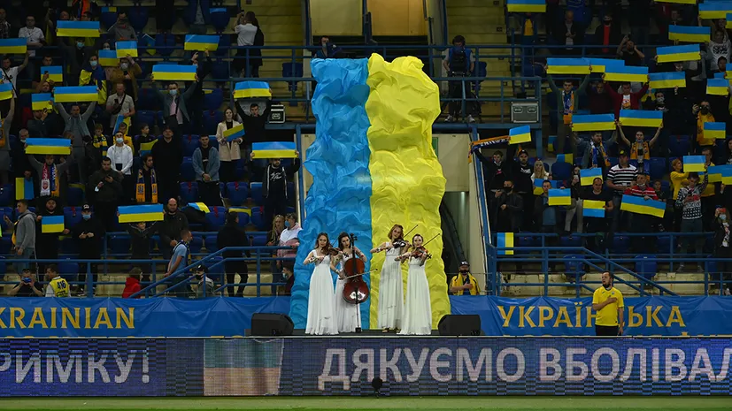 «Та зрівняйте вже!» - репортаж с матча Украина - Бахрейн