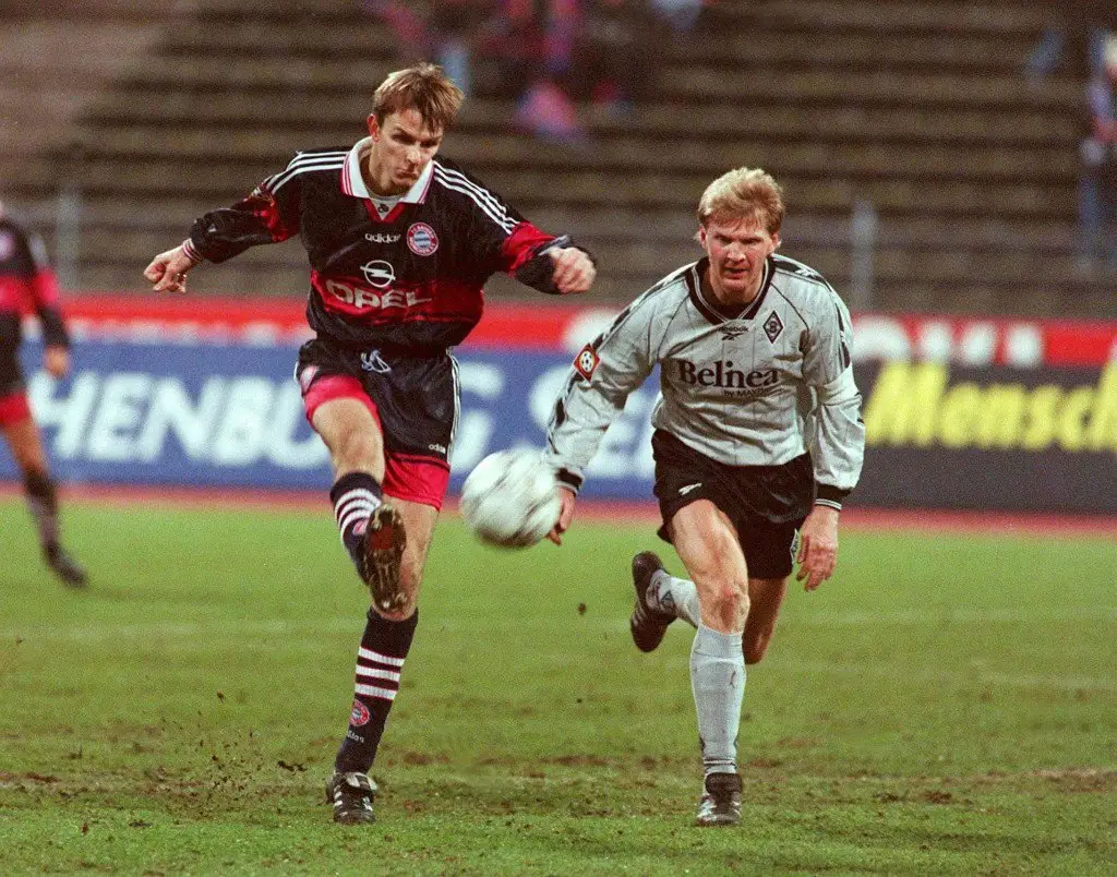 В 1992 году «Менхенгладбах» чуть не разорился. В последний момент клуб спасла «Бавария»